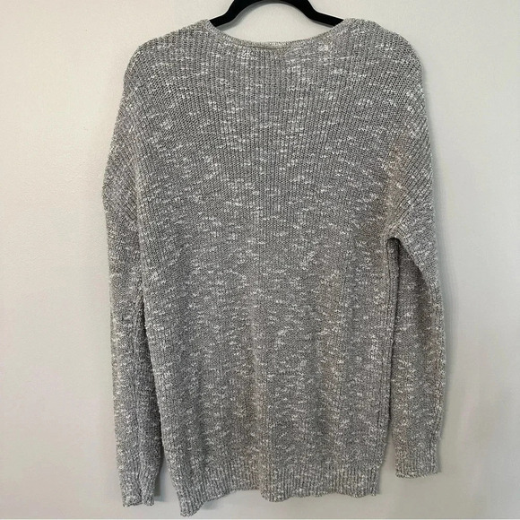 Torrid Criss Cross Gray Marled Long Sleeve Sweater Size 1 or 1X - Picture 11 of 11